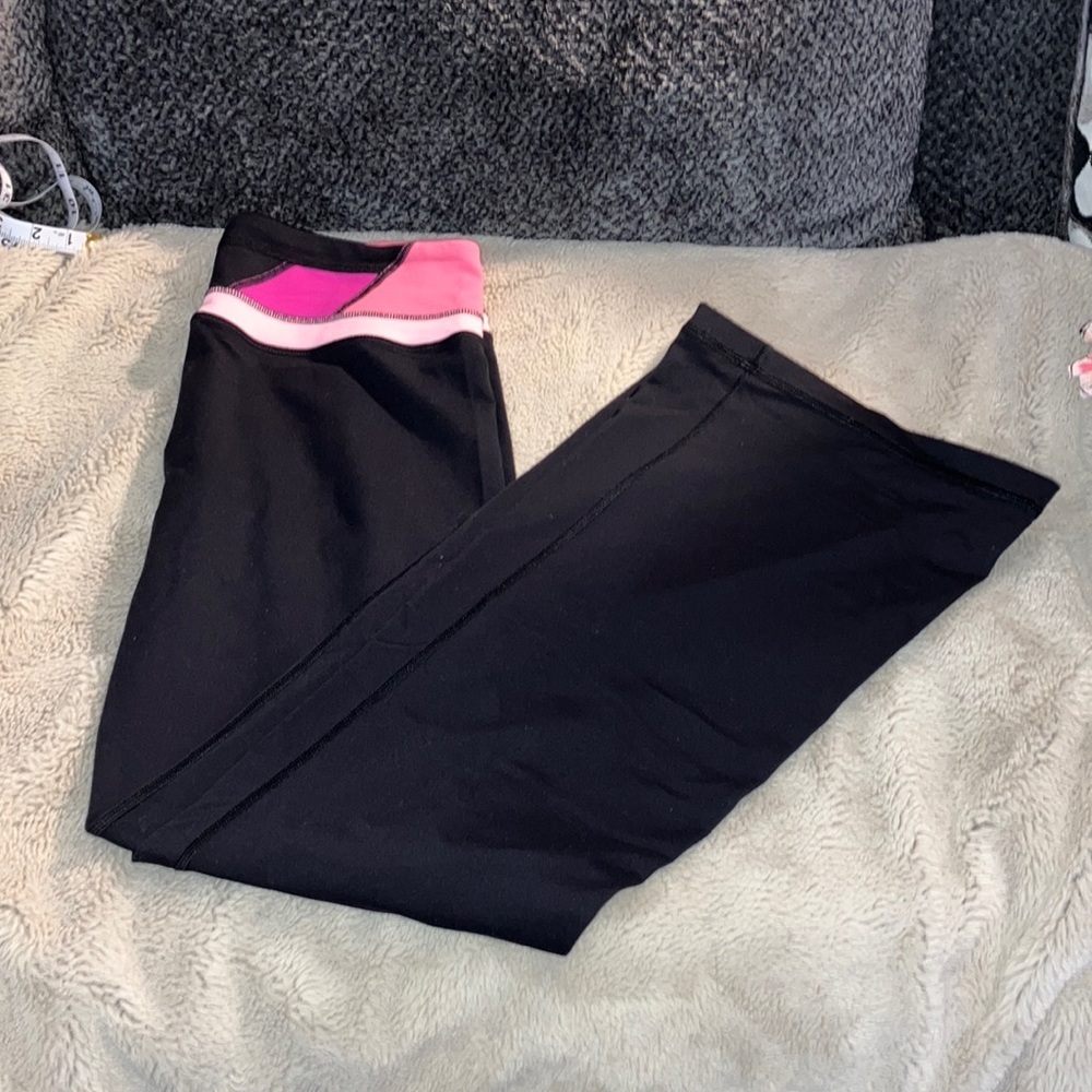 lululemon Groove Pants Super-High-Rise Flared Pant, Size 8